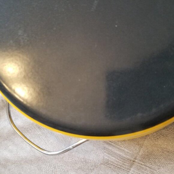 Cathrineholm Lotus Pattern Chicken Fryer - Picture 6 of 9